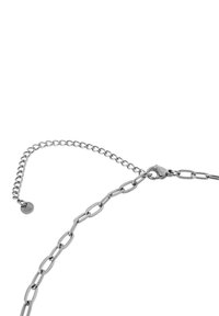 Thumbnail Image 5