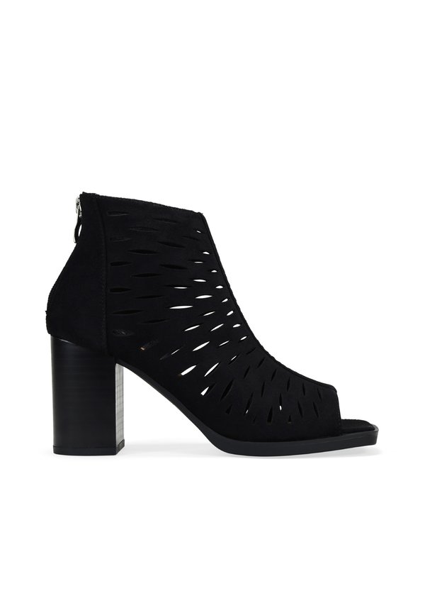 CON PUNTERA ABIERTA Y CALADOS - Peeptoe