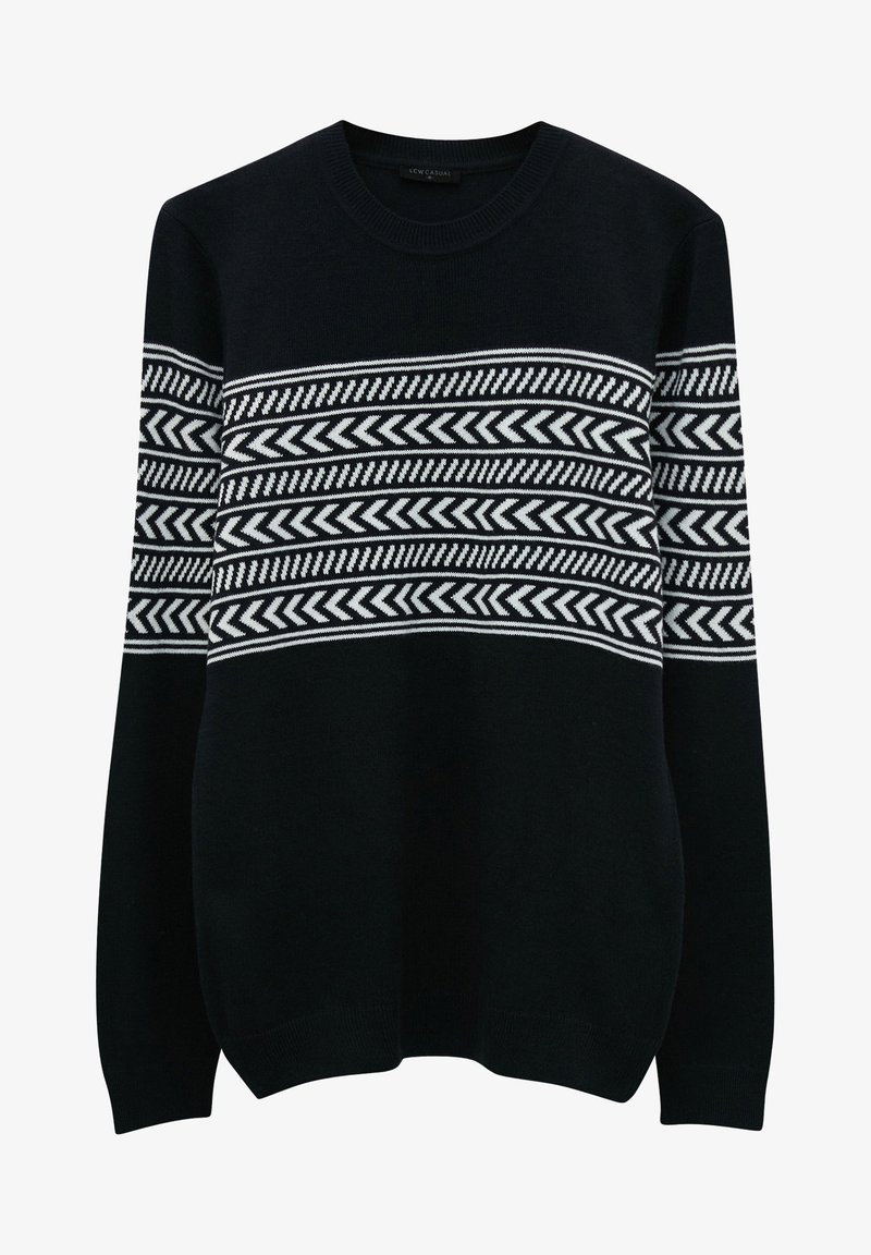 Niebieski sweter z białymi geometrycznymi wzorami, długimi rękawami, okrągłym dekoltem, dzianą teksturą oraz prążkowanymi mankietami i dołem.