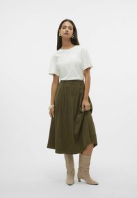 Vero Moda VMVILJA HOHE TAILLE  - Trapecinis sijonas - olive night