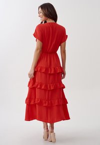 TUSSAH ALI MIDI - Denní šaty - red
