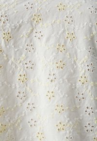Selected Femme SLFCHIARA - T-shirt con stampa - snow white