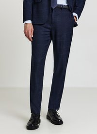 Marineblaue, maßgeschneiderte Hose mit einem dezenten Karomuster. Hergestellt aus strukturiertem Stoff, mit geradem Bein und einem Bund mit Gürtel.