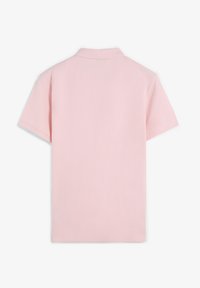 Korte mouwen roze polo shirt, gemaakt van glad materiaal, met een klassieke kraag en een eenvoudig ontwerp zonder aanvullende patronen of accenten.