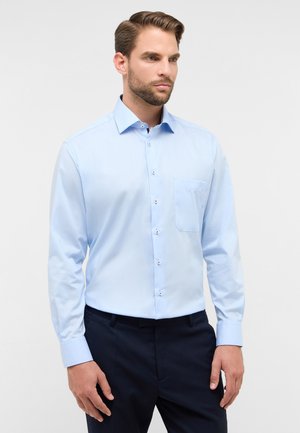 COMFORT FIT - Skjorter - hellblau