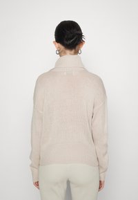 ONLY ONLNICOYA  COWLNECK - Pullover - pumice stone