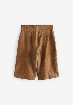 Hnědé semišové šortky s uvolněným střihem, s jemnými švy a středně vysokým pasem. Hladká textura bez viditelného kovového prvku.