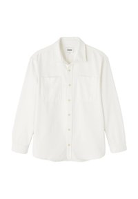 Chemise blanche à manches longues en tissu texturé, avec deux poches sur le devant et un col classique. Manches longues avec poignets boutonnés.