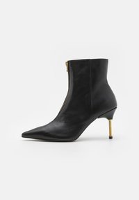 NATASHA  - Stiefelette - black