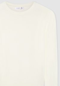 Biały, długi sweter wykonany z miękkiego materiału. Posiada okrągły dekolt oraz ribbowe mankiety. Metka pokazuje nazwę marki "Terranova" oraz rozmiar "S."