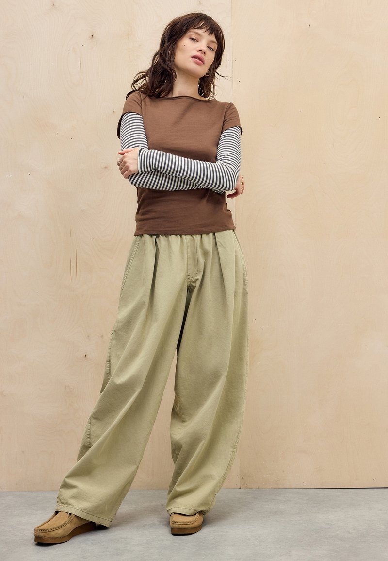 BDG Urban Outfitters SLOANE TEE Long sleeved top brown/grey