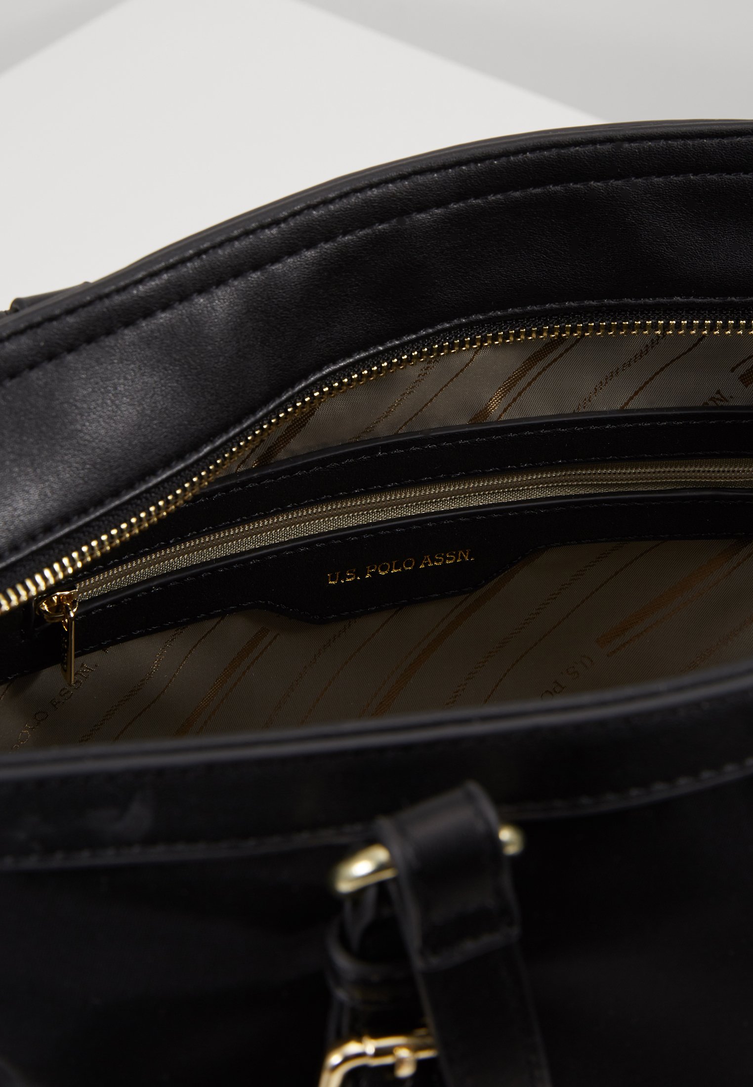 U.S. Polo Assn. HOUSTON Håndveske black Zalando.no U.S. Polo Assn. HOUSTON BAG Håndveske black Zalando.no