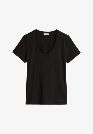 Schwarzes T-Shirt mit kurzen Ärmeln und Rundhalsausschnitt, innen am Kragen ein kleines Logolabel und ein dezenter Logodruck nahe dem unteren Saum.