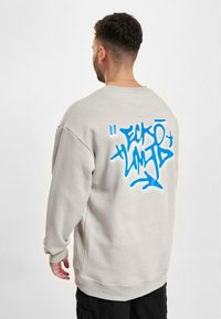 ecko unltd. SPRAY - Sudadera - lightasphalt