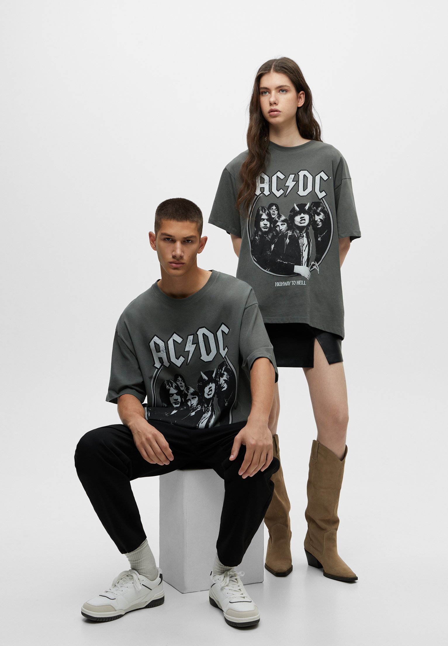 pull and bear acdc t shirt