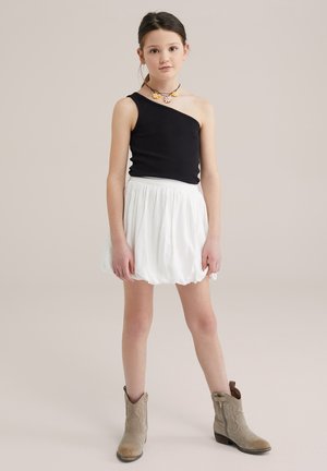 Top - black