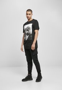 Thumbnail Image 2