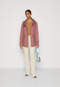 ONLY Petite ONLLORCA - Parka - rose brown