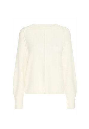 Pull en maille blanche avec un col rond, des épaules tombantes et des manches longues légèrement fuselées. Texture lisse avec un design simple.