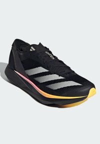 adidas Performance ADIZERO TAKUMI SEN 10 - Løbesko til landevejen - core black metalic spark