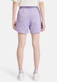 Timberland SEASONAL TIE DYE - Teplákové kalhoty - pastel lilac