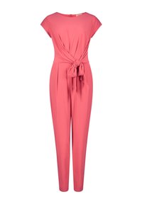 Lyserød jumpsuit lavet af letvægtsstof, med rund halsudskæring, korte ærmer, knyttet talje detalje og tapered ben.