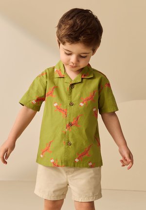 Next, REGULAR FIT - SHORT SLEEVE REVERE COLLAR PRINTED - Skjorter - green all over print ghecko