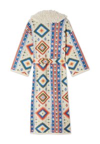 Μακριά ρόμπα με πολύχρωμα γεωμετρικά σχέδια σε κόκκινο, μπλε, πράσινο και μπεζ, με αφράτο κρεμ γιακά και ζώνη που ταιριάζει.