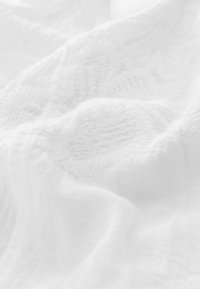 Plašt - white