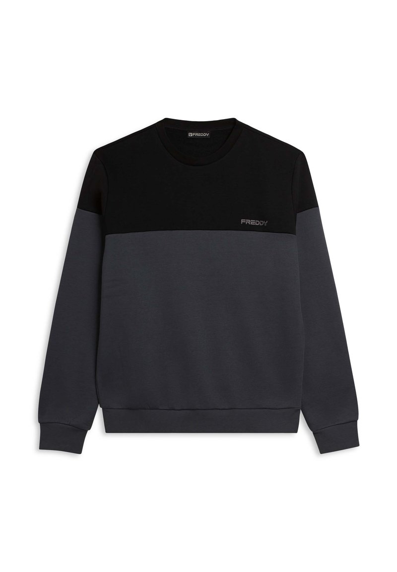Sudadera negra y gris con cuello redondo, mangas largas y un sutil logo "FREDDY" en el pecho con una textura de tela sólida.