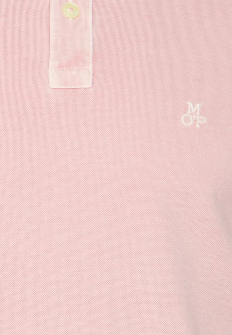 Herren T-Shirts basic | Marc O'Polo SHORT SLEEVE RIB DETAILS SLITS AT HEM Poloshirt oyster shell/rosa - GB55566 Herren T-Shirts basic | Marc O'Polo SHORT SLEEVE RIB DETAILS SLITS AT HEM Poloshirt oyster shell/rosa - GB55566