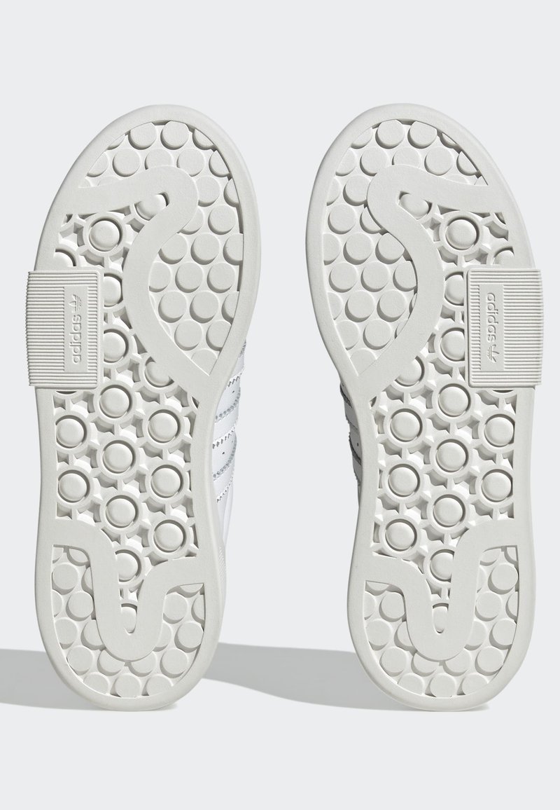 adidas gazelle silver green womens Adidas Superstar 82 – Oneness Boutique