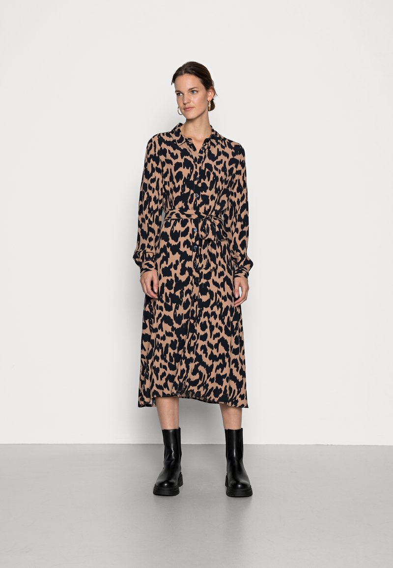 Part Two CARMAE - Vestido camiseiro - dark navy