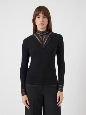 YAS YASELLINA HIGH NECK - Pikkade varrukatega topp - black