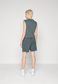 Björn Borg STUDIO OVERSIZED SHORTS - Sportiniai šortai - urban chic