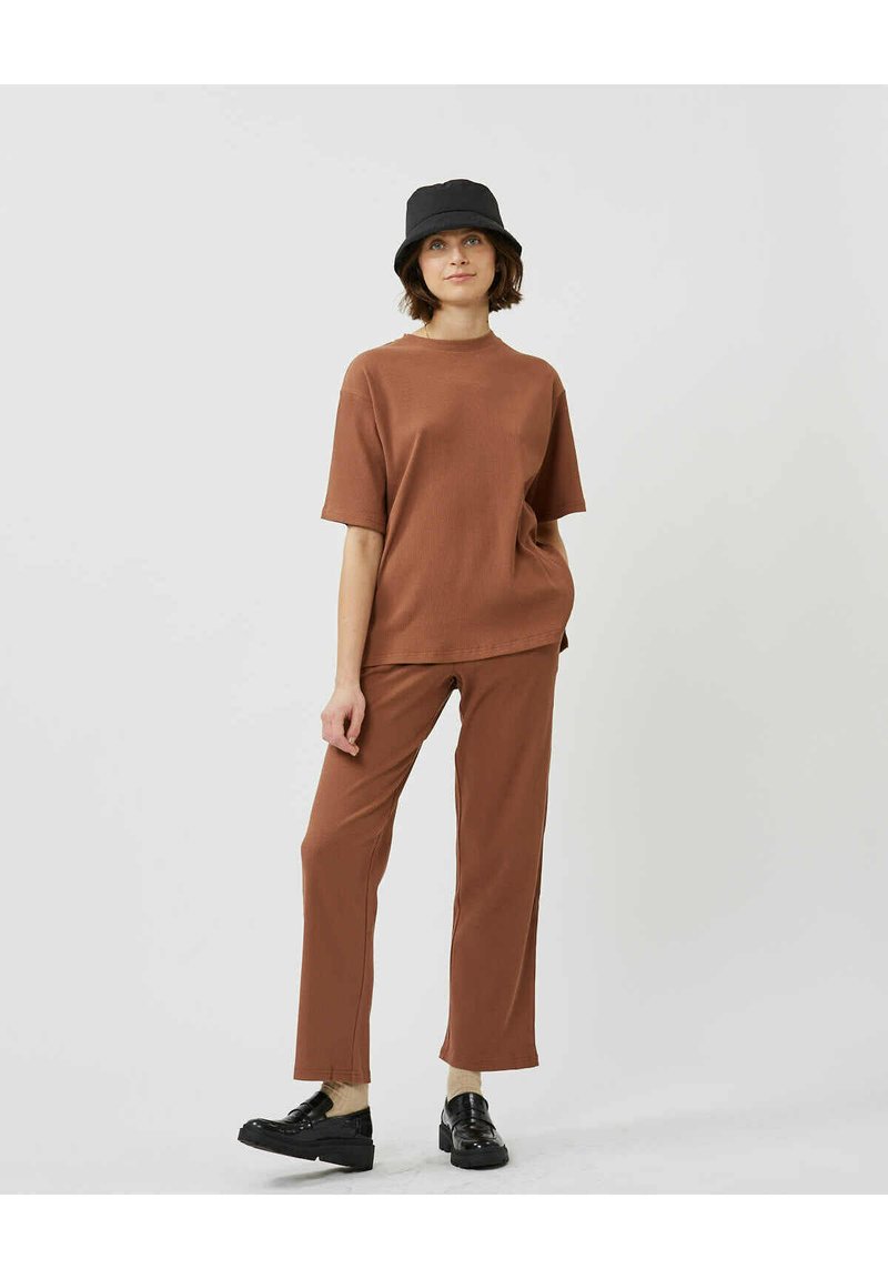 Minimum T-shirt basic bruin