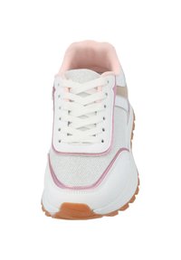 Scarpa sportiva bianca con accenti rosa e beige, tomaia in rete e lacci bianchi. Presenta suola in gomma testurizzata e collo imbottito.