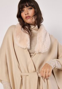 Apricot Poncho - stone