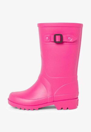 Botas de lluvia de goma rosa con un acabado brillante, presentan un detalle de hebilla negra y una suela con tracción en zigzag para mayor agarre.