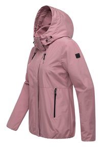 Lichtroze waterdichte jas met een capuchon, voorzien van twee zwarte ritszakken, verstelbare koordjes en een klein zwart logo op de mouw.