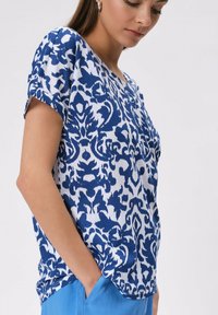 Greenpoint - T-shirt z nadrukiem