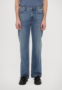 Michael Kors ARDEN  - Relaxed fit jeans - union wash