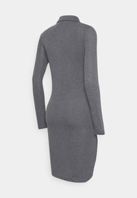 MAMALICIOUS Vestido de malha - india ink