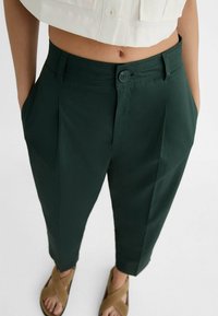 Stradivarius Broek - dark green