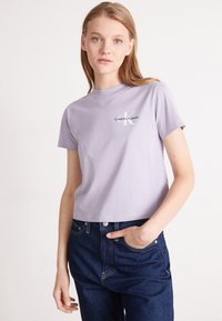 Calvin Klein Jeans SMALL MONOLOGO BABY TEE - Základné tričko - lavender aura