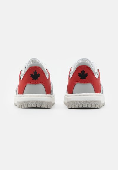 Dsquared2 UNISEX - Baskets basses - white/pearl/red
