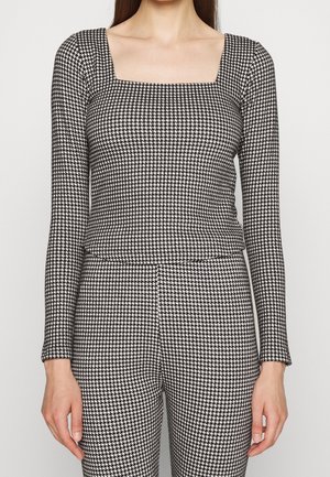 Maglietta a manica lunga - black