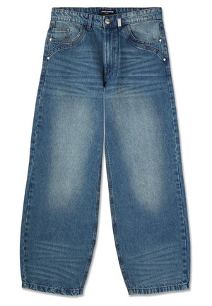 Jeans in denim blu chiaro a gamba larga con un finish sbiadito, caratterizzati da cinque tasche, minuteria in metallo e chiusura con cerniera.