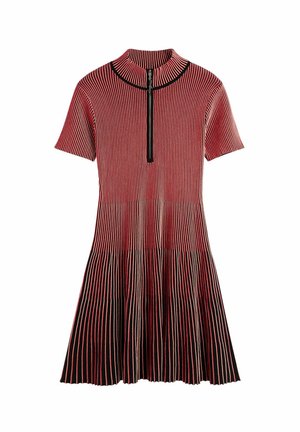 Robe à manches courtes avec des rayures verticales rouges, noires et blanches, un col montant et une fermeture éclair frontale s'étendant jusqu'à la poitrine.
