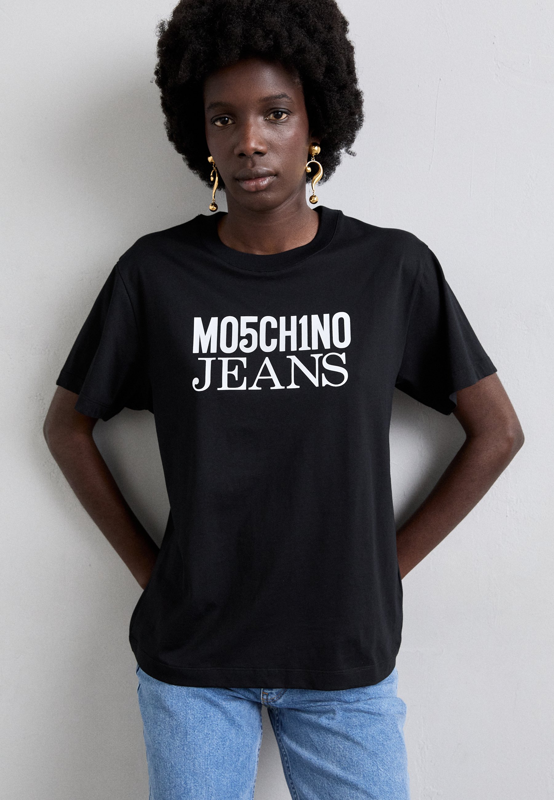 注目の MOSCHINO JEANS Zalando.pl - nadrukiem/czarny z T-shirt - トップス